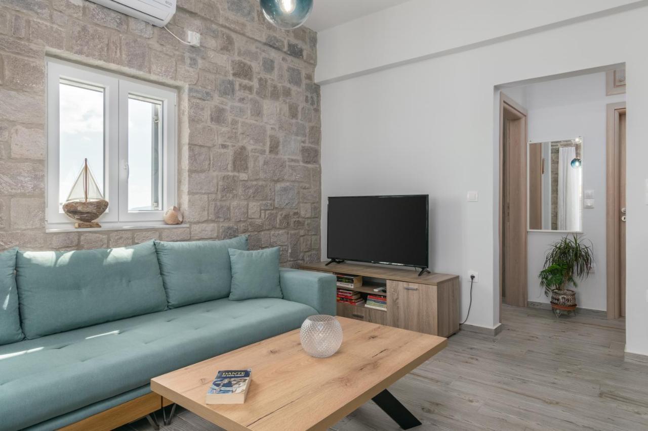 Balliu Apartment Τριοβάσαλος Εξωτερικό φωτογραφία