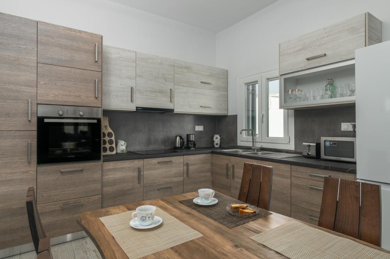 Balliu Apartment Τριοβάσαλος Εξωτερικό φωτογραφία